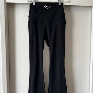 PopFlex Black Crisscross Hourglass Flared Legging w/pockets S 31"